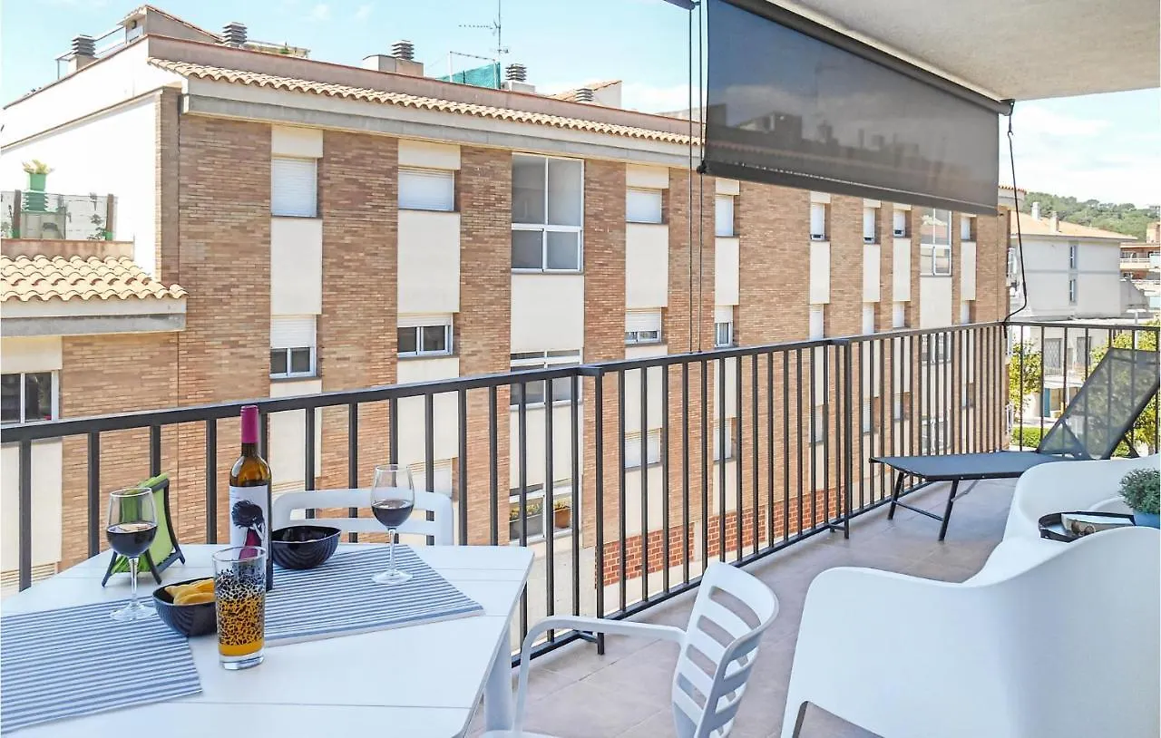 Stunning Apartment In Tossa De Mar With Kitchen Spanien