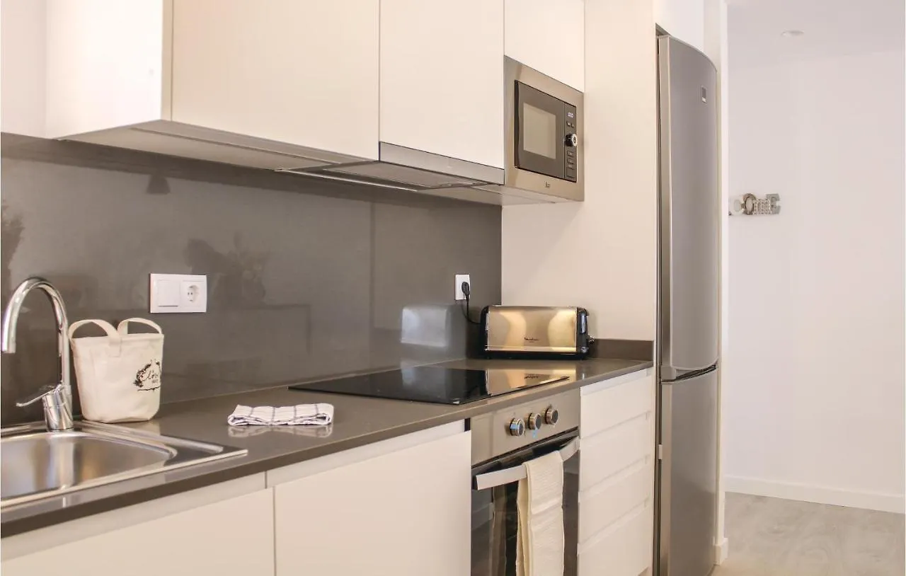 Stunning Apartment In Tossa De Mar With Kitchen 0*,
