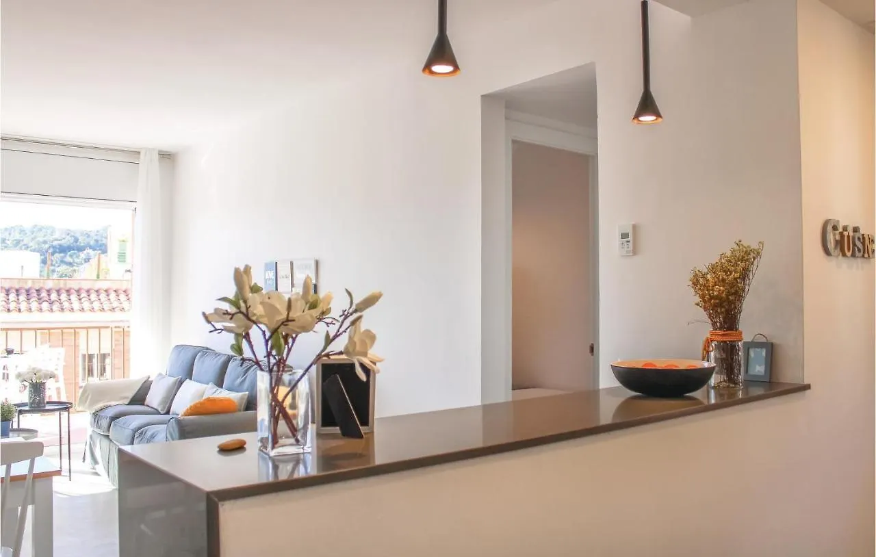 Stunning Apartment In Tossa De Mar With Kitchen